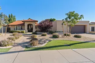 9225 N 82nd St, Scottsdale, AZ 85258 - Photo 1