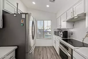 17115 N Princess Pl, Surprise, AZ 85374 - Photo 13