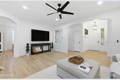 9614 E Keats Avenue, Mesa, AZ 85209 - Photo 3