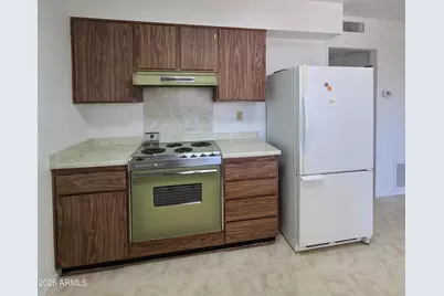 9245 N 111th Avenue, Sun City, AZ 85351 - Photo 15