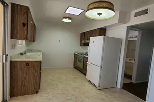 9245 N 111th Ave, Sun City, AZ 85351 - Photo 13