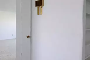 10734 W Hatcher Rd, Sun City, AZ 85351 - Photo 3