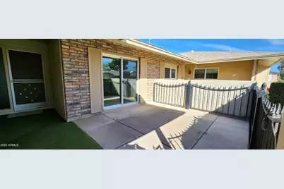 10734 W Hatcher Road, Sun City, AZ 85351 - Photo 23
