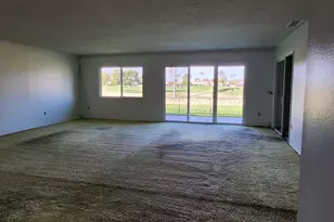 10734 W Hatcher Rd, Sun City, AZ 85351 - Photo 13