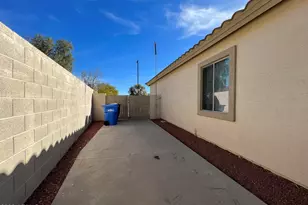 31924 N 23rd Ave, Phoenix, AZ 85085 - Photo 3