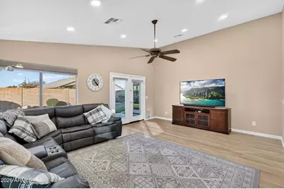 700 W Gascon Road, San Tan Valley, AZ 85143 - Photo 9