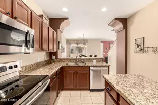 42424 N Gavilan Peak Pkwy, Anthem, AZ 85086 - Photo 15