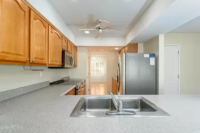 19814 N Willowcreek Circle, Sun City, AZ 85373 - Photo 15