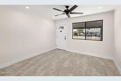 3343 N 61st Drive, Phoenix, AZ 85033 - Photo 13