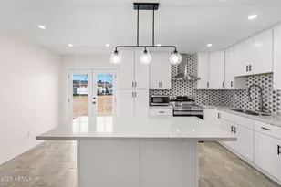 3343 N 61st Dr, Phoenix, AZ 85033 - Photo 15