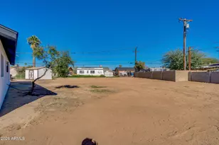 3343 N 61st Dr, Phoenix, AZ 85033 - Photo 31