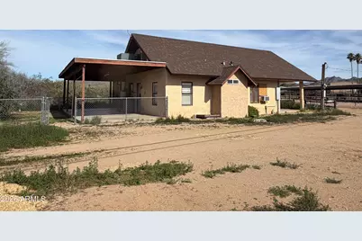 1328 E Maddock Road, Phoenix, AZ 85086 - Photo 1