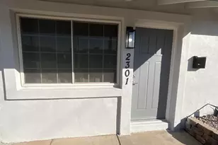 2301 N 39th Ln, Phoenix, AZ 85009 - Photo 9