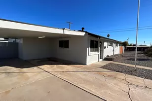 2301 N 39th Ln, Phoenix, AZ 85009 - Photo 7