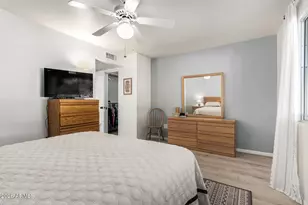 18218 N 99th Dr, Sun City, AZ 85373 - Photo 13