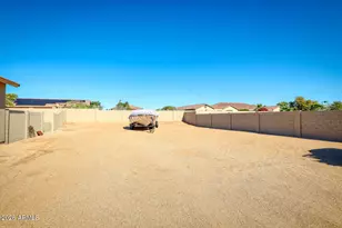 14576 W Desert Cove Rd, Surprise, AZ 85379 - Photo 41