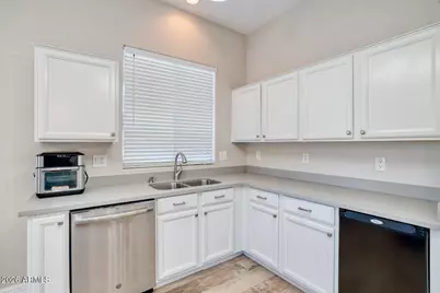 14576 W Desert Cove Road, Surprise, AZ 85379 - Photo 29