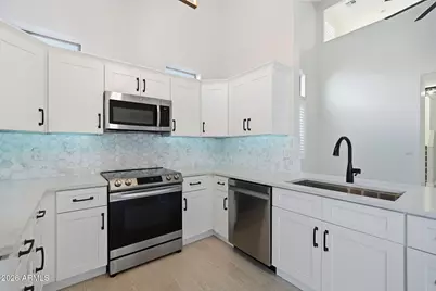 9918 E Escondido Avenue, Mesa, AZ 85208 - Photo 9