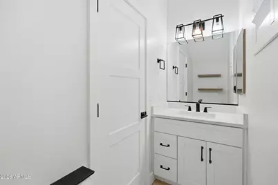 9918 E Escondido Avenue, Mesa, AZ 85208 - Photo 23