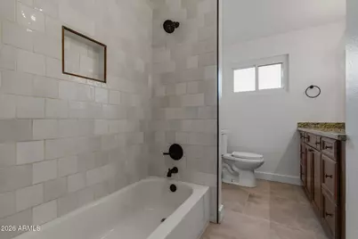 5215 N 11th Avenue, Phoenix, AZ 85013 - Photo 13