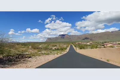 2790 S Petroglyph Trail #66, Gold Canyon, AZ 85118 - Photo 3