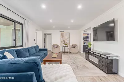 8344 E Hazelwood Street, Scottsdale, AZ 85251 - Photo 13