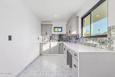 8344 E Hazelwood Street, Scottsdale, AZ 85251 - Photo 33