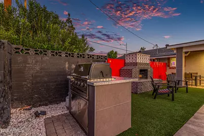 8344 E Hazelwood Street, Scottsdale, AZ 85251 - Photo 49