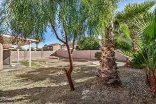 10377 W Piccadilly Rd, Avondale, AZ 85392 - Photo 33