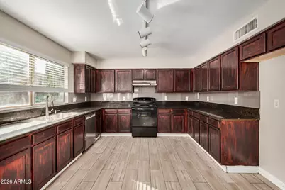 10377 W Piccadilly Road, Avondale, AZ 85392 - Photo 15