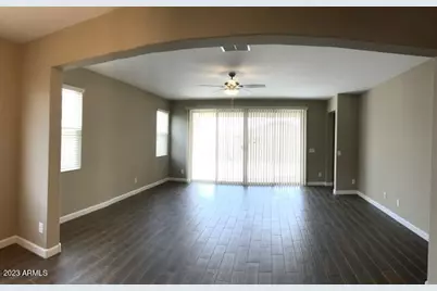 13655 W Briles Road, Peoria, AZ 85383 - Photo 9