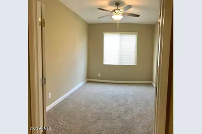 13655 W Briles Road, Peoria, AZ 85383 - Photo 11