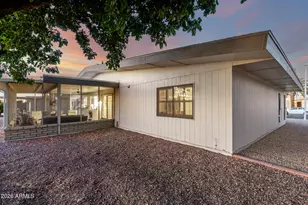 11113 W Palmeras Dr, Sun City, AZ 85373 - Photo 19