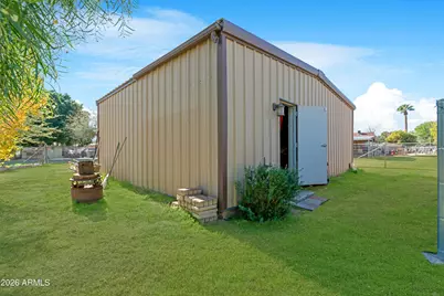 3347 W Northview Avenue, Phoenix, AZ 85051 - Photo 9