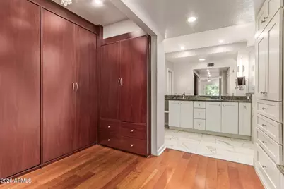 5730 N Scottsdale Road, Paradise Valley, AZ 85253 - Photo 5