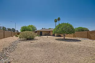 21019 N Totem Dr, Sun City West, AZ 85375 - Photo 25