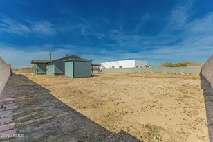32225 N Center Street N, Wittmann, AZ 85361 - Photo 25