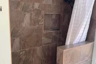 4043 W Camino Del Rio, Glendale, AZ 85310 - Photo 9