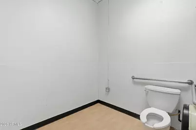 236 W Coolidge Avenue, Coolidge, AZ 85128 - Photo 17