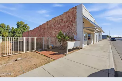 236 W Coolidge Avenue, Coolidge, AZ 85128 - Photo 3