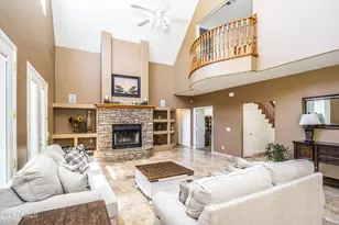 24024 S 148th St, Chandler, AZ 85249 - Photo 3