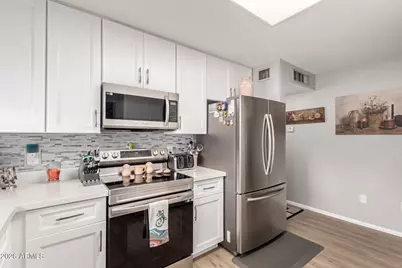 410 N 56th Place, Mesa, AZ 85205 - Photo 11