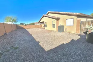 2127 W Burgess Ln, Phoenix, AZ 85041 - Photo 19