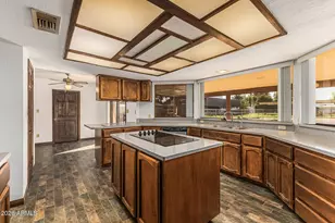 707 E Redfield Road E, Gilbert, AZ 85234 - Photo 15