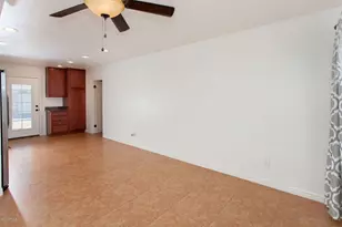 3228 W Lisbon Ln, Phoenix, AZ 85053 - Photo 9