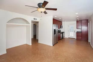 3228 W Lisbon Ln, Phoenix, AZ 85053 - Photo 7