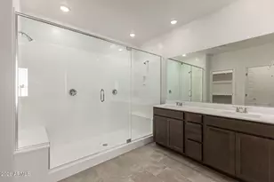 13244 W Ranch Gate Rd, Peoria, AZ 85383 - Photo 11