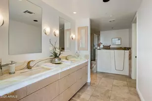 7181 E Camelback Rd, Scottsdale, AZ 85251 - Photo 19