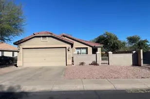 1014 E Milada Dr, Phoenix, AZ 85042 - Photo 1