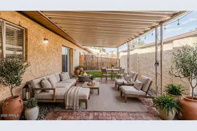 3331 W Del Monico Lane, Phoenix, AZ 85051 - Photo 7